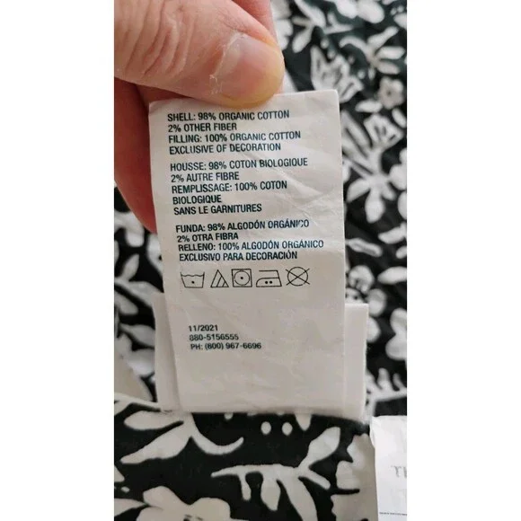 John Robshaw Baby Toddler Suhavi Crib Quilt Blk White Floral Organic Cotton EUC - Picture 11 of 11